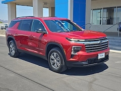 2025 Chevrolet Traverse LT SUV