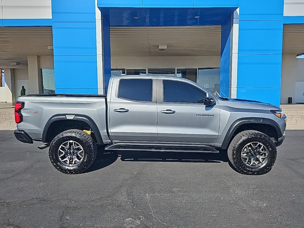 Used 2024 Chevrolet Colorado ZR2 with VIN 1GCPTFEK2R1316543 for sale in Parker, AZ