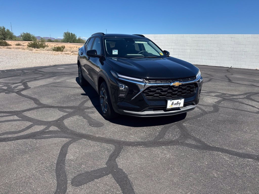 Used 2025 Chevrolet Trax LT with VIN KL77LHEP0SC228041 for sale in Parker, AZ