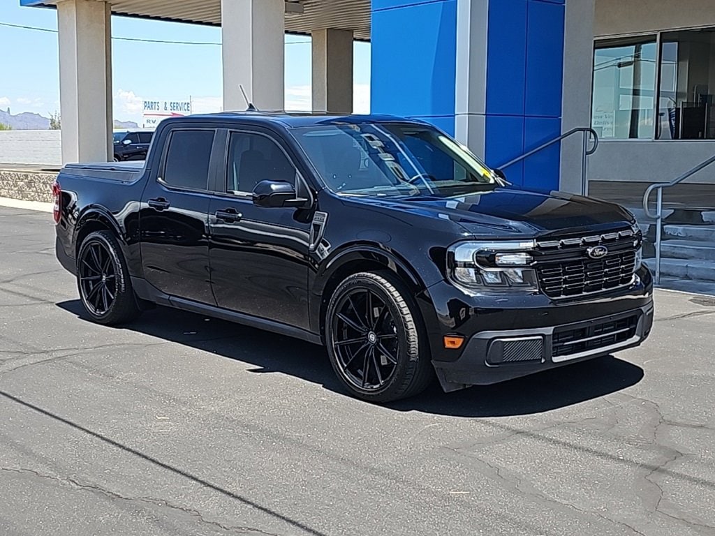 2023 Ford Maverick Lariat's photo