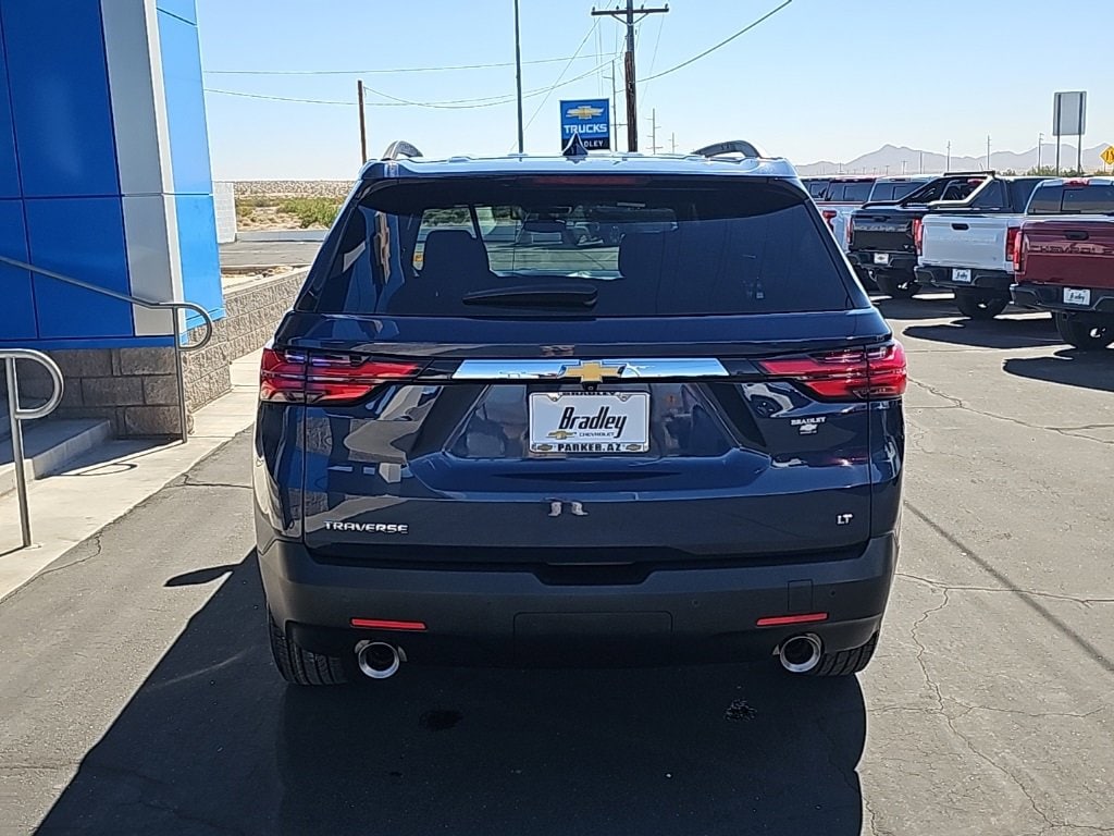 Used 2023 Chevrolet Traverse LT Cloth SUV