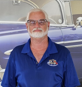 Staff member George Rowe from ID_5d0db1abed35