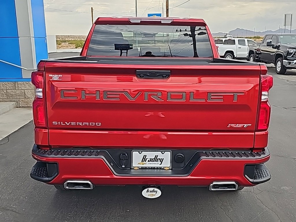 2024 Chevrolet Silverado 1500 RST photo 4