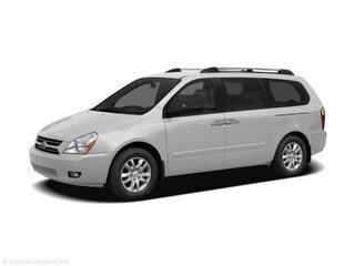2010 Kia Sedona LX's photo