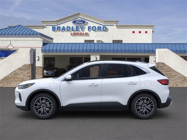 2025 Ford Escape photo 3