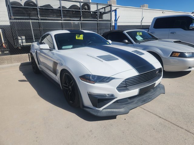 2019 Ford Mustang GT Premium photo 3