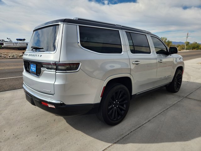 2022 Jeep Grand Wagoneer II photo 3