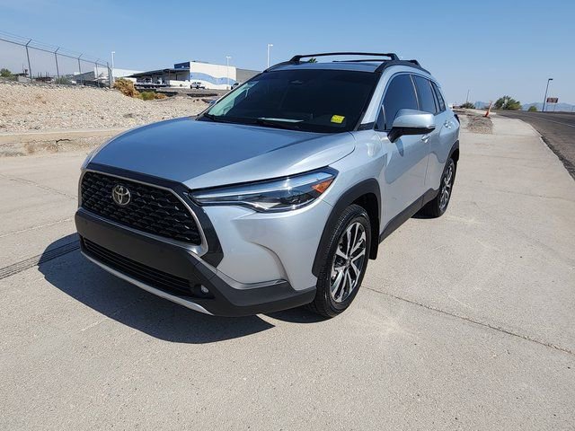 2024 Toyota Corolla Cross XLE