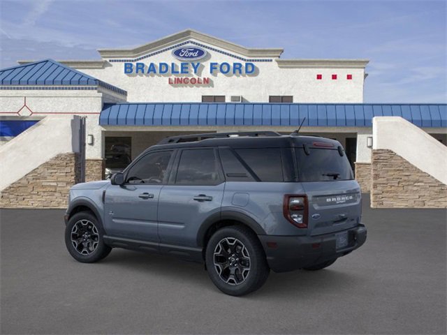 2025 Ford Bronco Sport Outer Banks photo 2