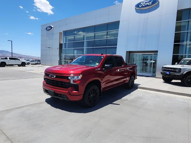 2022 Chevrolet Silverado 1500 RST 4X4 Crew Cab Short Box's photo