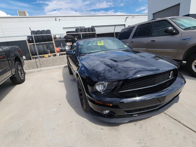 2008 Ford Mustang Shelby GT500 photo 3