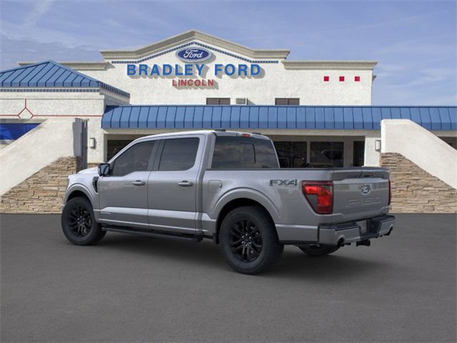 2025 Ford F-150 XLT photo 4