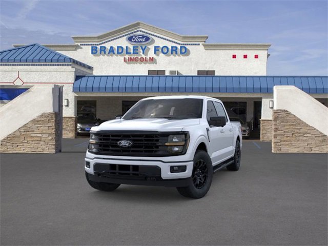 2025 Ford F-150 XLT photo 2