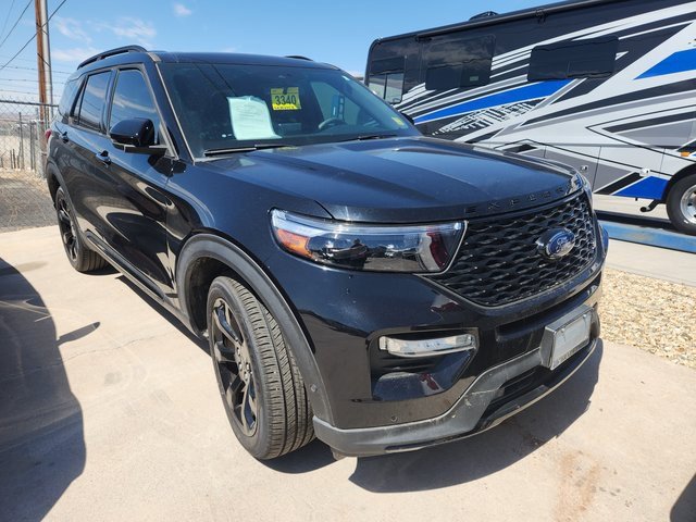 2021 Ford Explorer ST photo 2