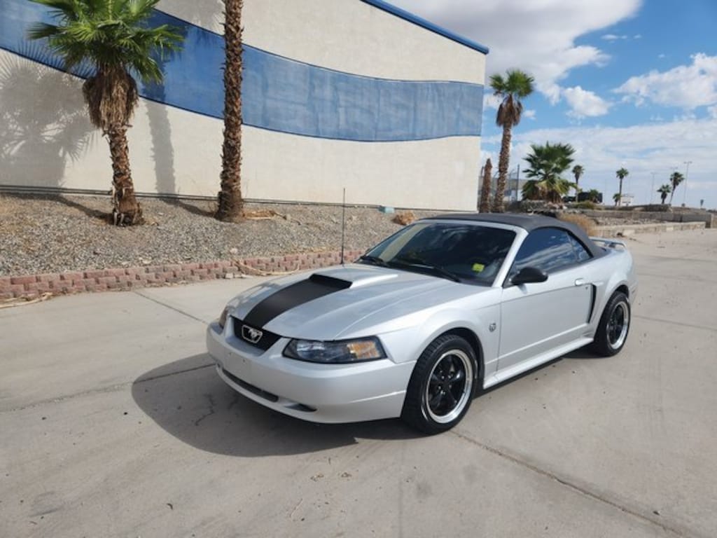 Used 2004 Ford Mustang  Convertible