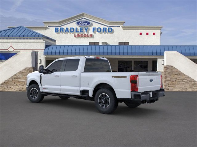 2025 Ford F-250 Lariat photo 4