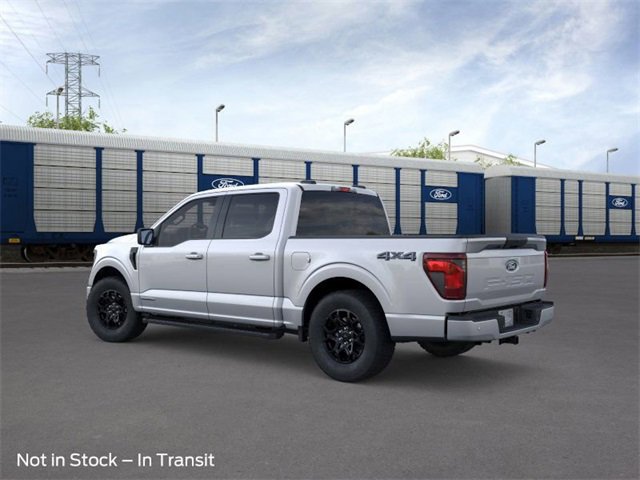2025 Ford F-150 XLT photo 3