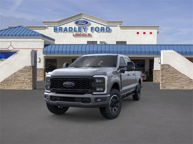 2025 Ford F-350 Lariat photo 2