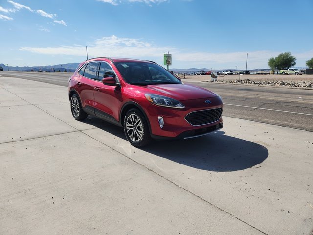 2020 Ford Escape SEL photo 3