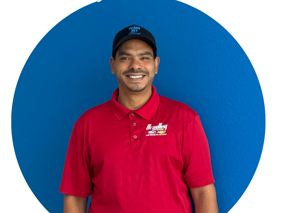 Staff member Ali Ismail from ID_3f8f4f