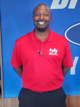 Staff member Robert Ross from ID_461406aac4ab