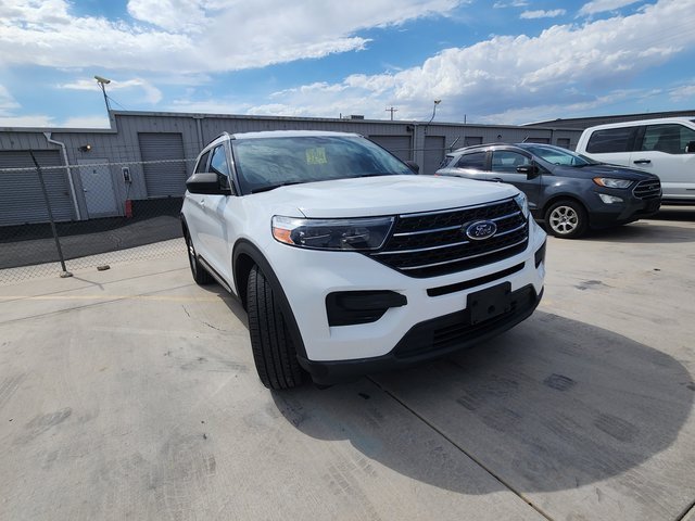 2020 Ford Explorer XLT photo 3