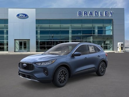 2025 Ford Escape PHEV SUV