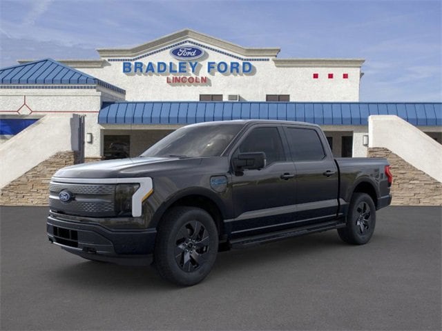 2025 Ford F-150 Lightning Flash's photo
