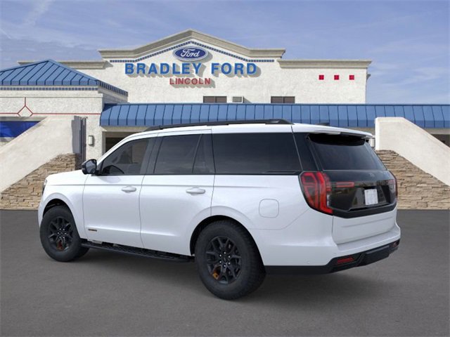 2025 Ford Expedition photo 2