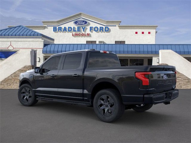 2025 Ford F-150 Lightning photo 4