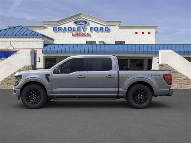 2025 Ford F-150 XLT photo 3