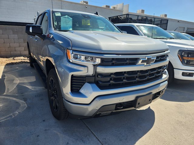2024 Chevrolet Silverado 1500 RST photo 2