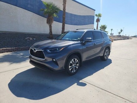 2025 Toyota Highlander XLE SUV