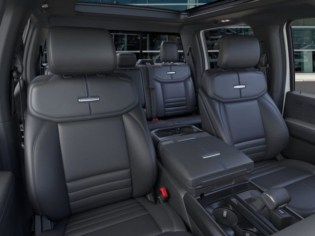 2025 Ford F-150 Platinum - Photo 10