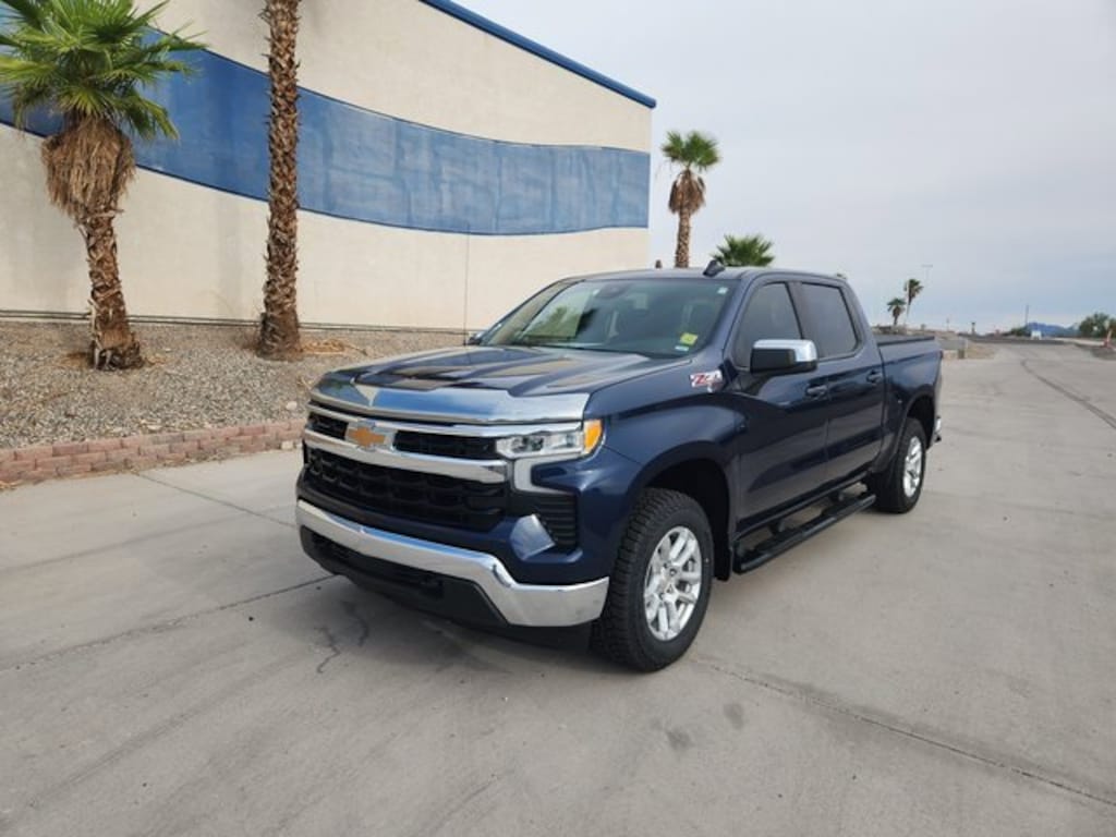 Used 2023 Chevrolet Silverado 1500 LT w/1LT Truck Crew Cab