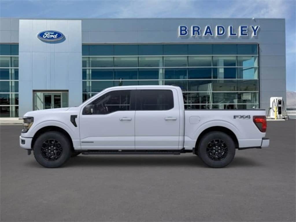 New 2025 Ford F-150 XLT Truck SuperCrew Cab