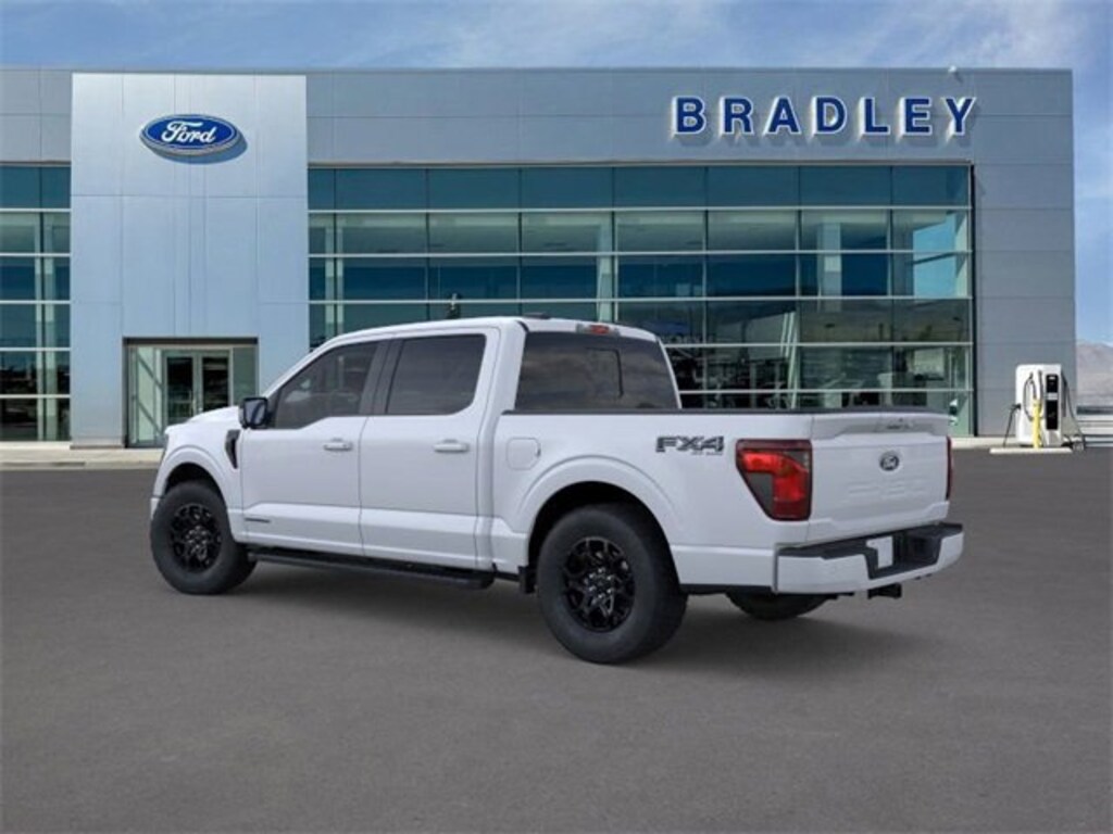 New 2025 Ford F-150 XLT Truck SuperCrew Cab