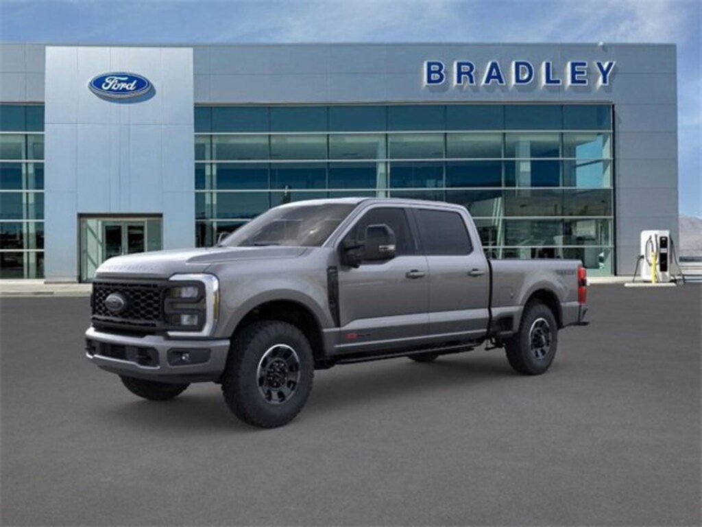 New 2025 Ford F-250 Truck Crew Cab