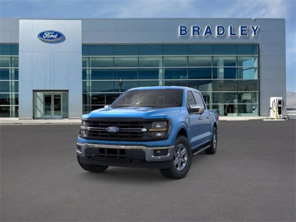 New 2025 Ford F-150 XLT Truck SuperCrew Cab