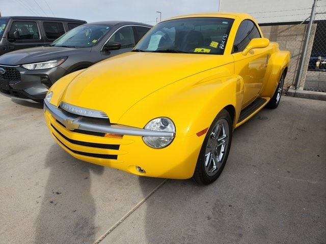 2005 Chevrolet SSR Base's photo