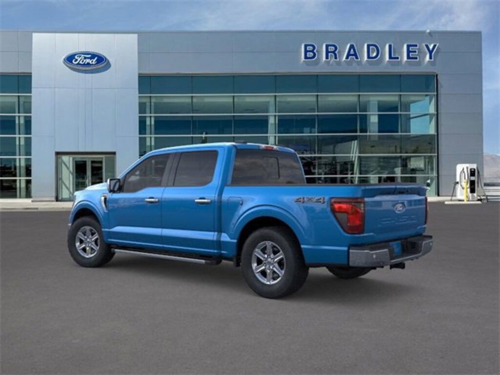 New 2025 Ford F-150 XLT Truck SuperCrew Cab