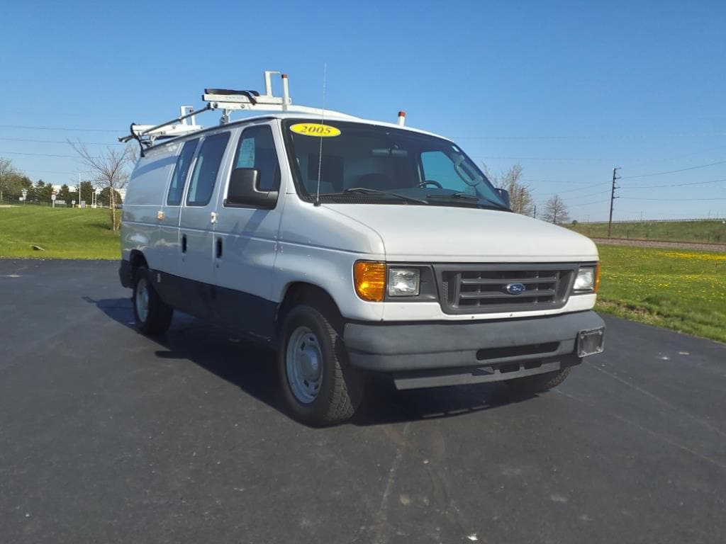 Used 2005 Ford Econoline Van Commercial with VIN 1FTRE14W05HA71446 for sale in Dekalb, IL