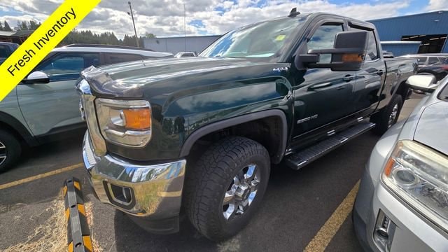 2015 GMC Sierra 4WD Crew Cab Standard Box SLE's photo