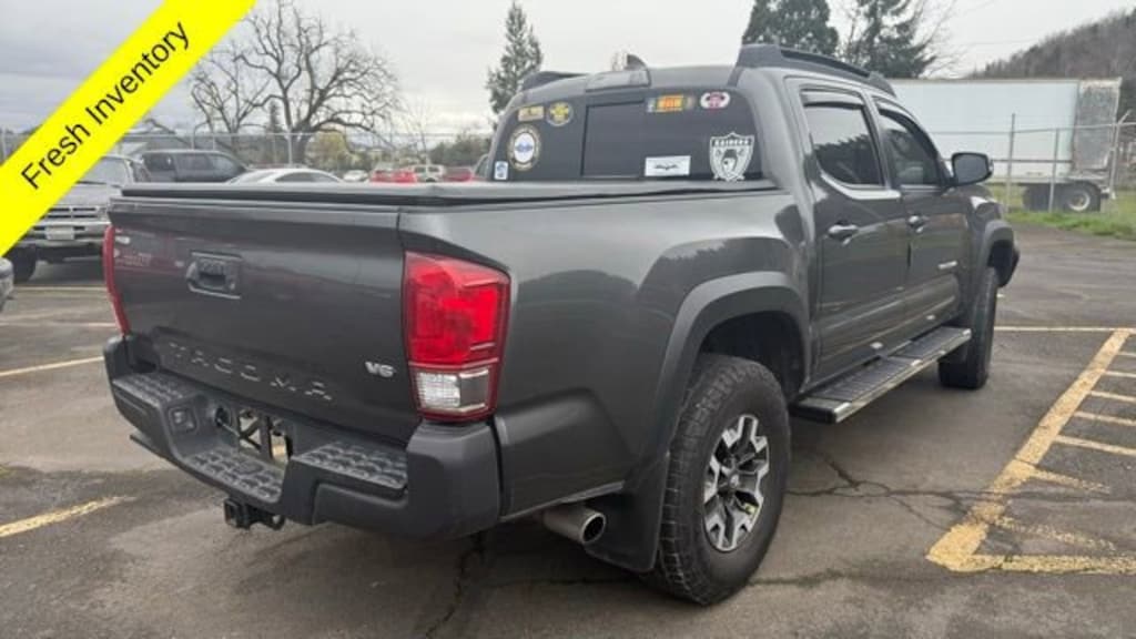 Used 2017 Toyota Tacoma SR5
