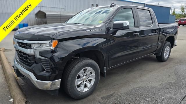2025 Chevrolet Silverado 1500 LT 4X4 Crew Cab Short Box's photo