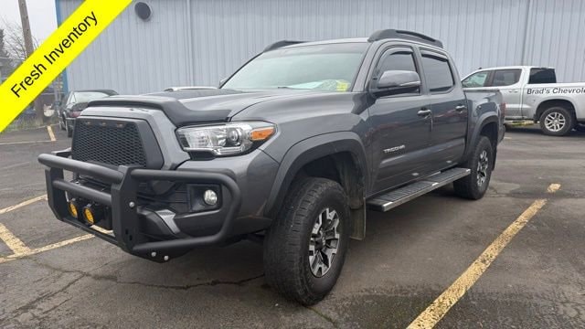 2017 Toyota Tacoma TRD Off Road's photo