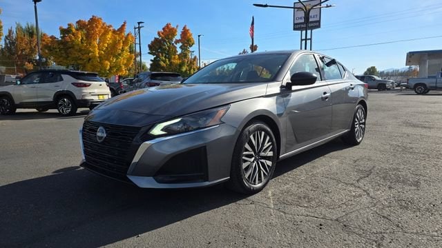 2024 Nissan Altima SV