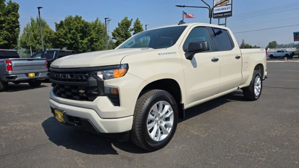 New 2026 Chevrolet Silverado 1500 Custom Truck