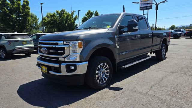2020 Ford F-350 Super Duty Lariat's photo