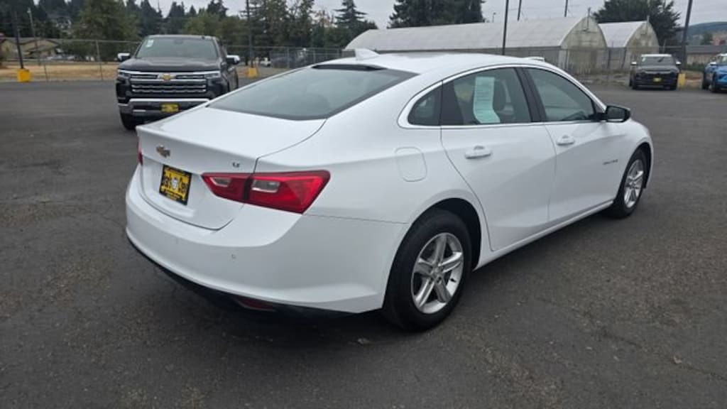 Used 2024 Chevrolet Malibu 1LT Car